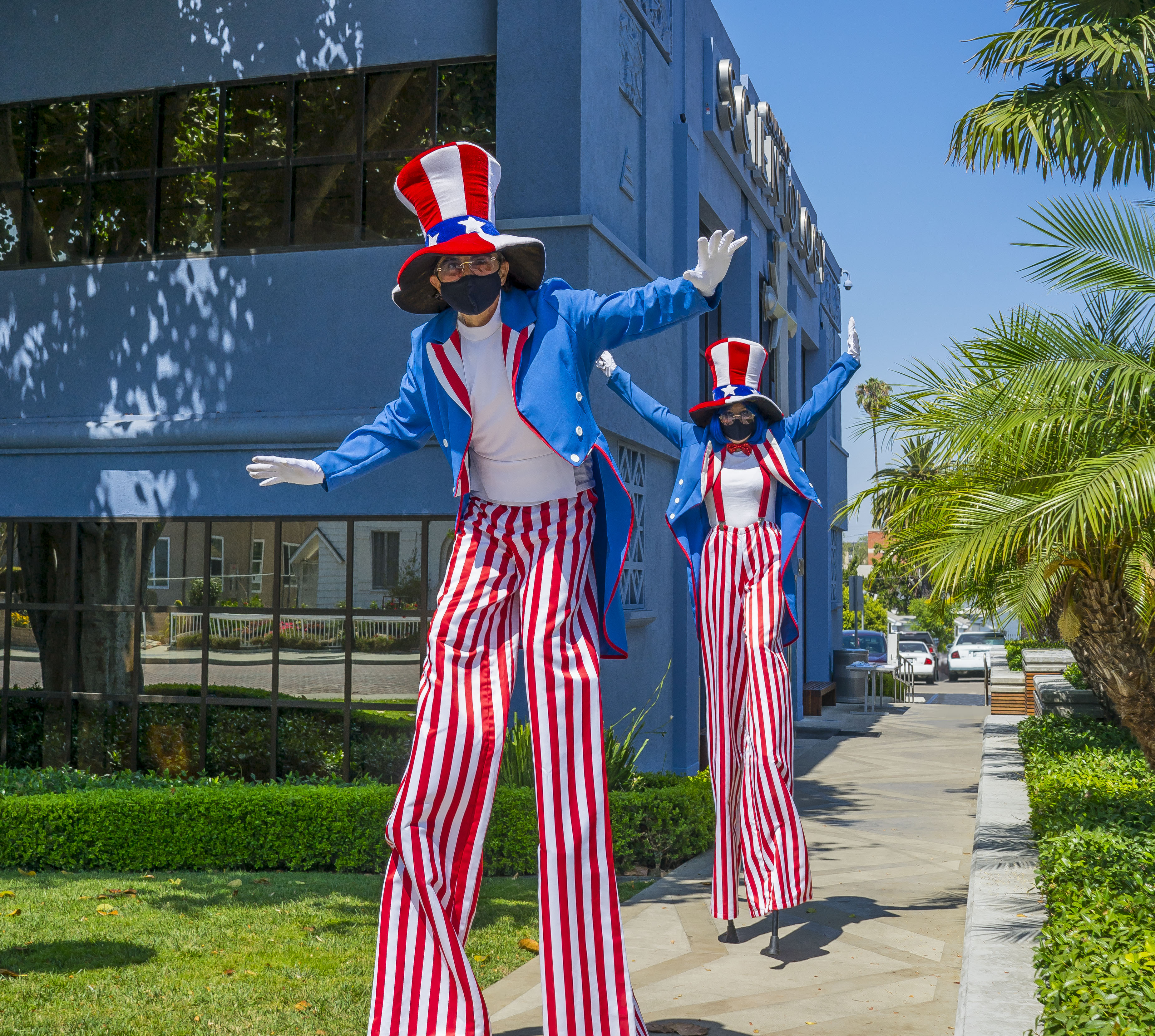 4th of July stilt walkers_Church of Scientology